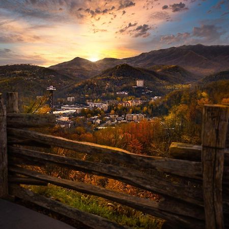 Wilderness Lodge, Hot Tub, Game Room, Pool Access, 1089 Free Tickets Each Paid Day, Dollywood And M Sevierville Exteriör bild