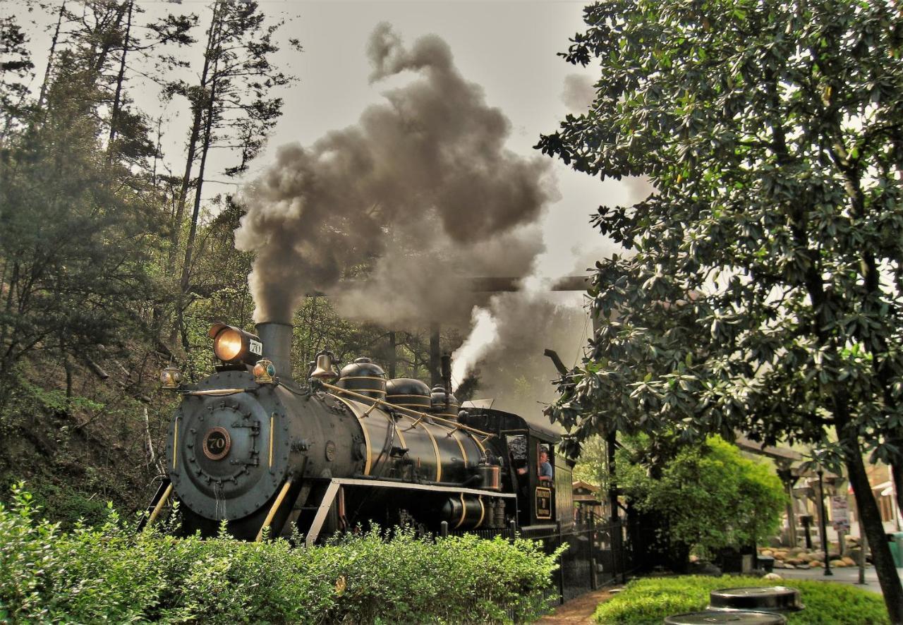Wilderness Lodge, Hot Tub, Game Room, Pool Access, 1089 Free Tickets Each Paid Day, Dollywood And M Sevierville Exteriör bild