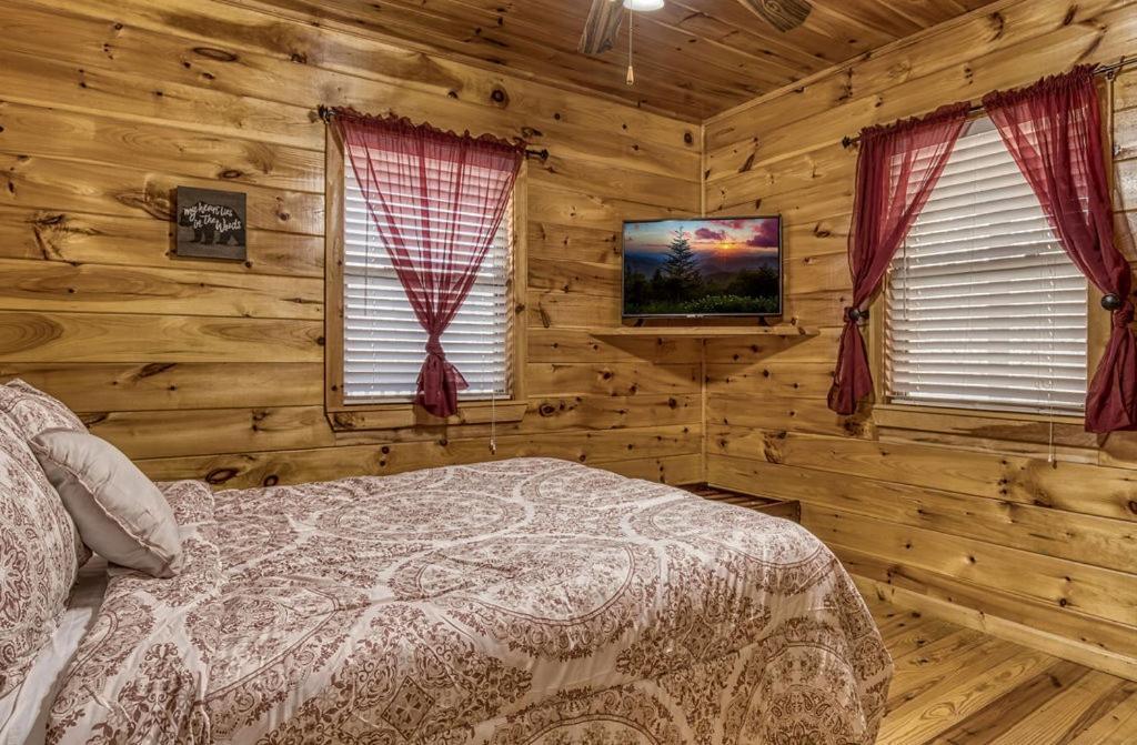 Wilderness Lodge, Hot Tub, Game Room, Pool Access, 1089 Free Tickets Each Paid Day, Dollywood And M Sevierville Exteriör bild