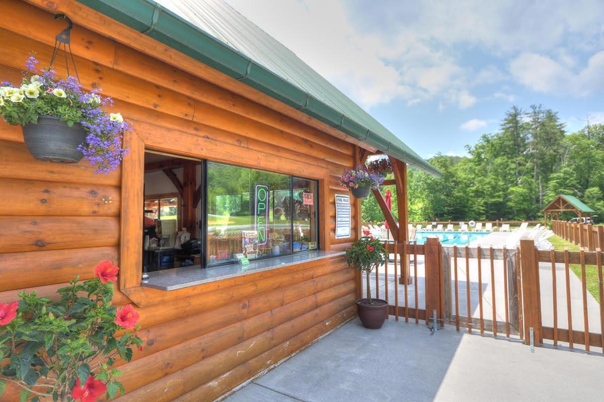 Wilderness Lodge, Hot Tub, Game Room, Pool Access, 1089 Free Tickets Each Paid Day, Dollywood And M Sevierville Exteriör bild